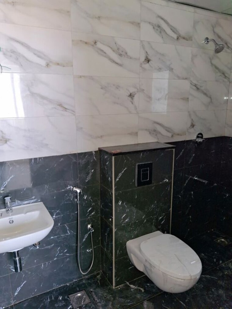 Bathroom, candeur-crescent 3 Bedroom 1875 Sq.Ft. Apartment In Serilingampally Hyderabad 10249647