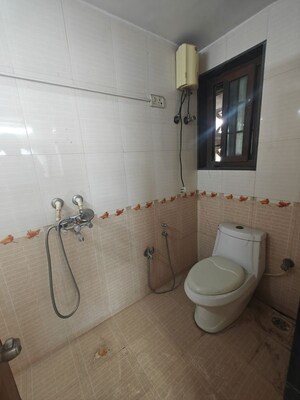 Bathroom in 5 BHK Apartment at Balaji Towers Nerul, Nerul – for Rent