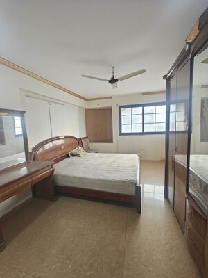 Bedroom in 5 BHK Apartment at Balaji Towers Nerul, Nerul – for Rent