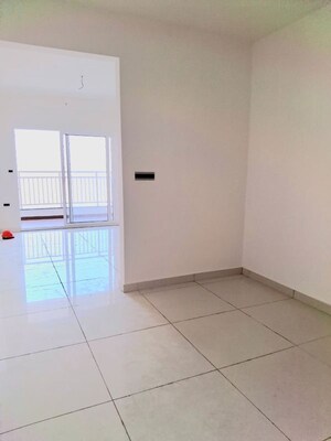 Room in 3 BHK Apartment at Candeur Crescent, Serilingampally – for Sale