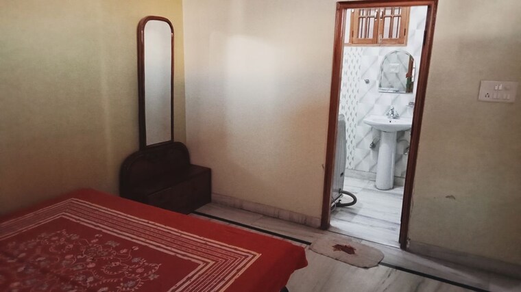 Bedroom, pla 3 Bedroom 400 Sq.Yd. Builder Floor In Pla Hisar 10200225