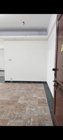 1 BHK + Pooja Room Apartment For Rent in Hiranandani Estate