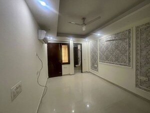 Room in 3 BHK Builder Floor at Ardee City, Sector 52 – for Sale