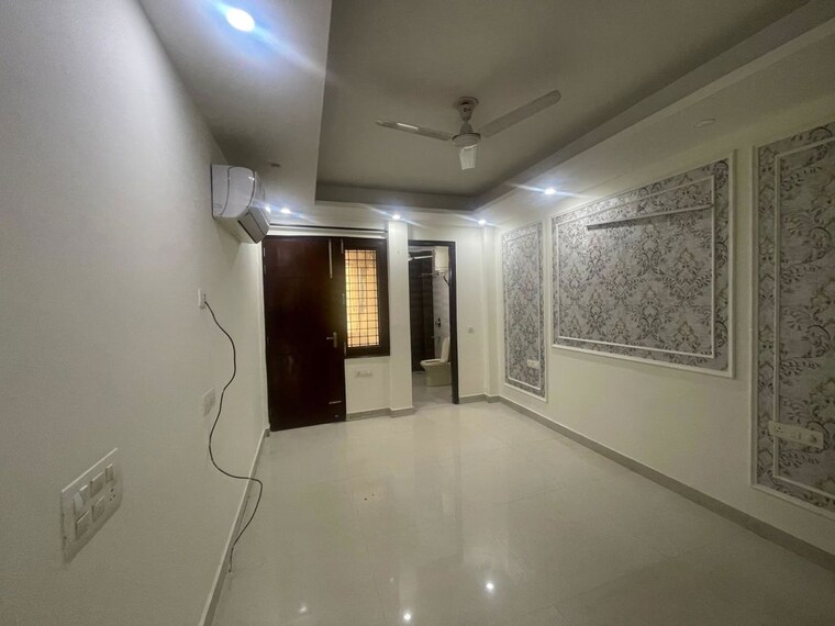 Room, ardee-city 3 Bedroom 2000 Sq.Ft. Builder Floor In Sector 52 Gurgaon 10249735