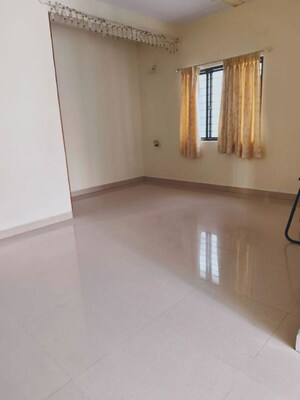 Room in 2 BHK Apartment at Aminjikarai – for Sale