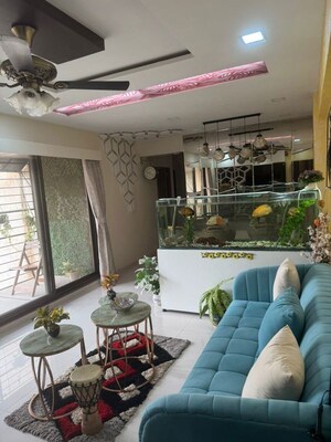 2 BHK Apartment For Sale in Satra One, Goregaon West