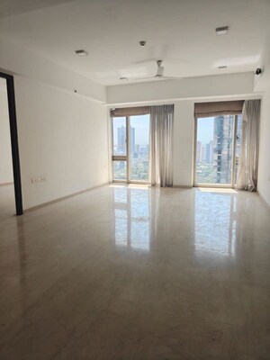 Room in 3 BHK Apartment at Lodha Kiara, Worli – for Sale