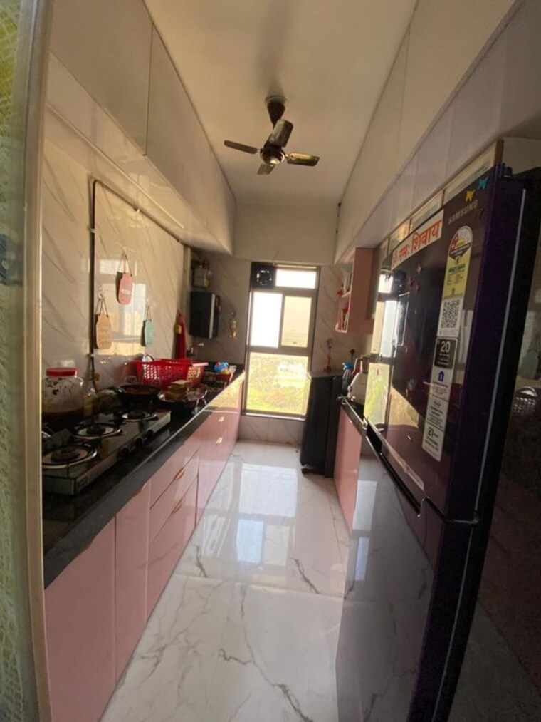 Kitchen, satra-one 2 Bedroom 700 Sq.Ft. Apartment In Goregaon West Mumbai 10249844
