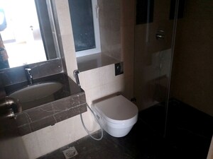 Bathroom in 4 BHK Apartment at Lokhandwala Minerva Mahalaxmi, Mahalaxmi – for Sale