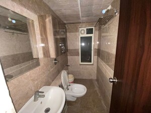 Bathroom in 3 BHK Apartment at Cybercity Rainbow Vistas Rock Gardens, Hi Tech City – for Rent