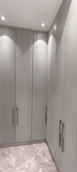 Building Lobby in 4 BHK Builder Floor at Shanti Niketan – for Rent