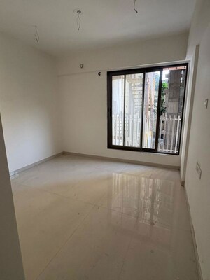 Room in 2 BHK Apartment at Agastya Signature, Vikhroli East – for Rent