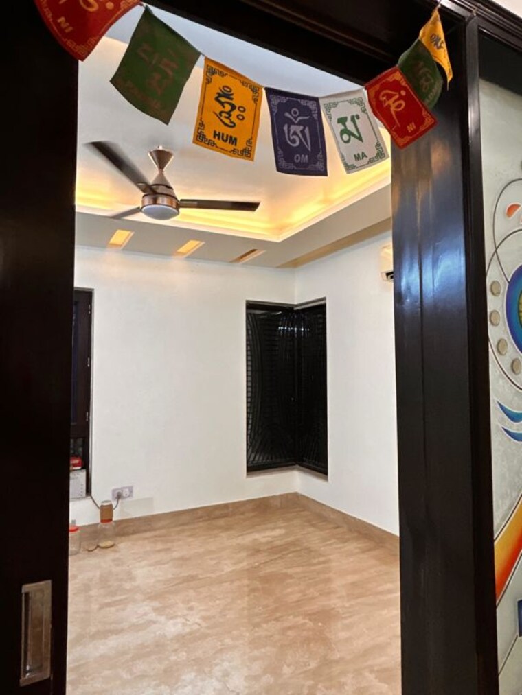 Bedroom, slf-anushree 3 Bedroom 1850 Sq.Ft. Apartment In Sector 75 Faridabad 10250008