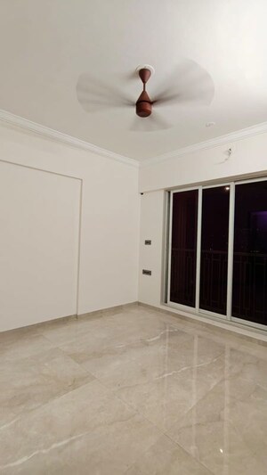 1 BHK Apartment For Rent in Crescent Silverwoods, Powai
