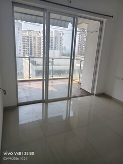 2 BHK Apartment For Sale in Om Tropica