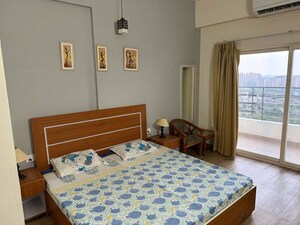 1 BHK Apartment For Rent in Paramount Golfforeste, Zeta I Greater Noida