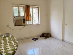 Master Bedroom in 2 BHK Apartment at Premier Kailash Tower, Powai – for Rent