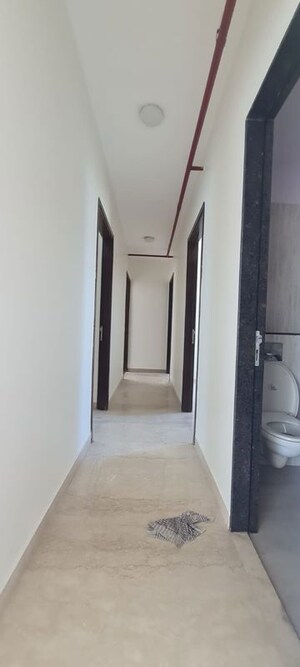 4 BHK Apartment For Rent in Sheth Avalon, Laxmi Nagar