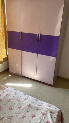 3.5 BHK + Pooja Room Apartment For Rent in Amanora Gold Towers