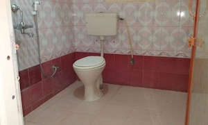 Bathroom in 5 BHK Independent House at Kr Puram – for Sale