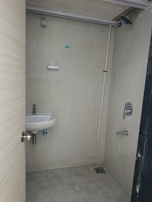  1 BHK Apartment at City View Building, Worli – for Rent