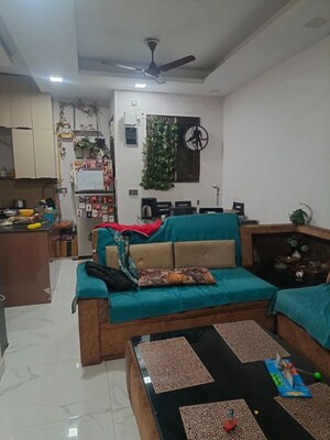 Living Room in 2 BHK Builder Floor at Sector 31 – for Rent
