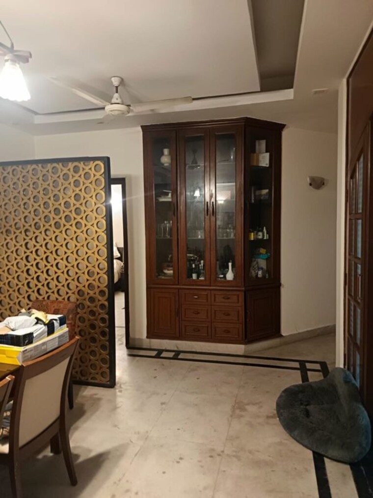 Living Room, sector 31 2 Bedroom 1200 Sq.Ft. Builder Floor In Sector 31 Noida 10250330