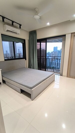 Room in 3 BHK Apartment at Prarthana Grand, Sewri – for Rent