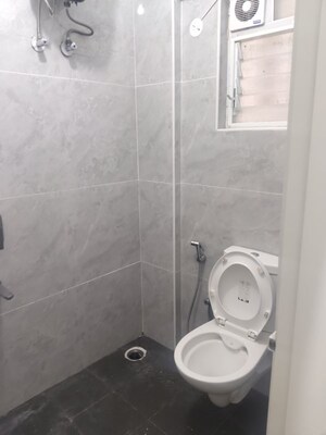 Bathroom in 1 BHK Apartment at Krishna Residency Kadubeesanahalli, Kadubeesanahalli – for Rent