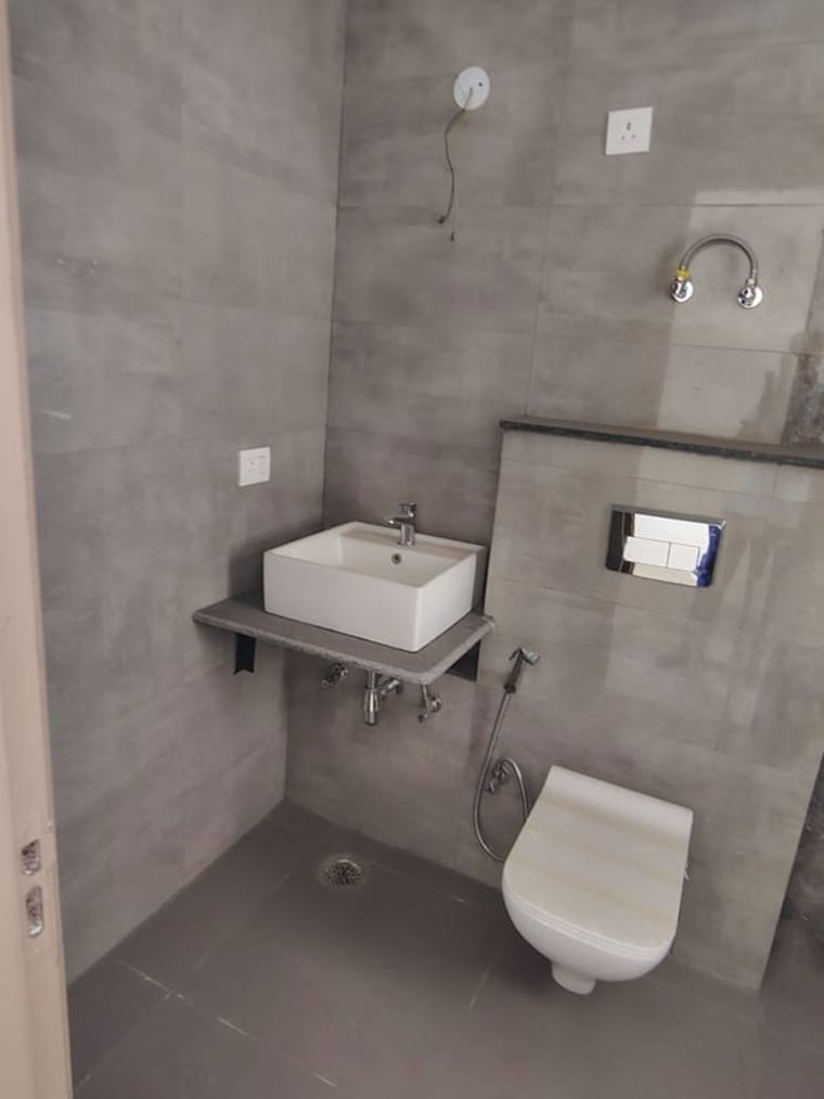 Bathroom, pareena-coban-residences 3 Bedroom 1997 Sq.Ft. Apartment In Sector 99a Gurgaon 10250434
