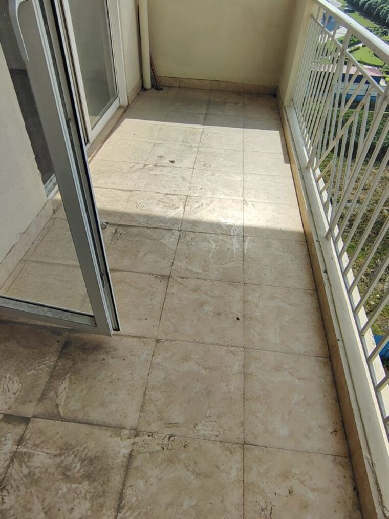 Balcony, pareena-coban-residences 3 Bedroom 1997 Sq.Ft. Apartment In Sector 99a Gurgaon 10250434