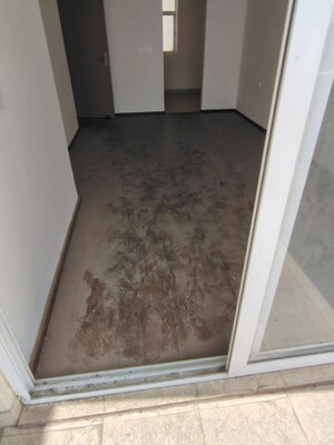 Room in 3 BHK Apartment at Pareena Coban Residences, Sector 99a – for Sale