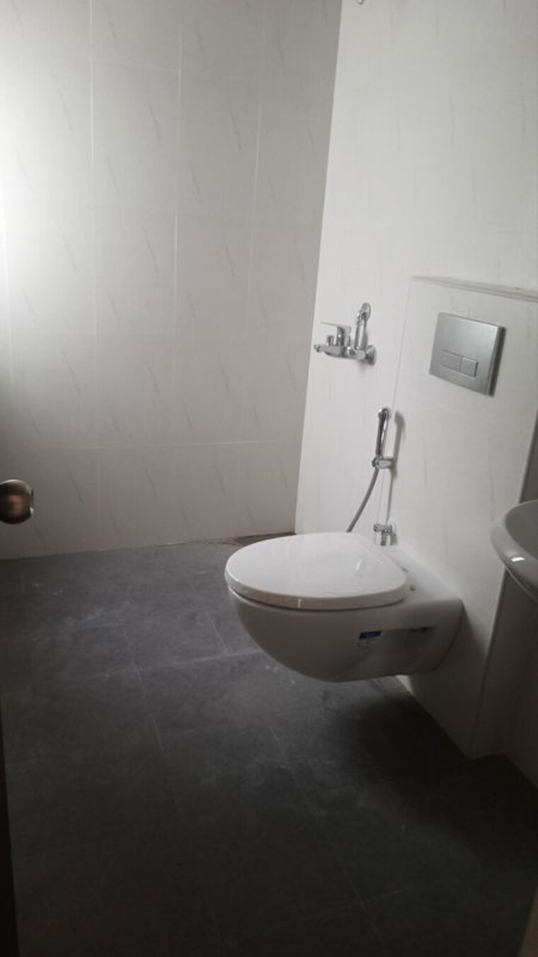 Bathroom, ozone-urbana-pavilion 3 Bedroom 1408 Sq.Ft. Apartment In Devanahalli Bangalore 10250506