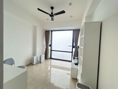 4 BHK + Pooja Room,Servant Room Apartment For Rent in Lodha The Park