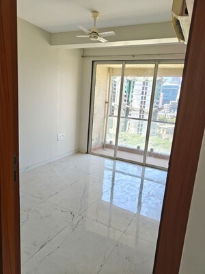 Room in 2 BHK Apartment at Hatdia Ison Height, Lower Parel – for Rent