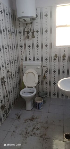 Attached Bathroom in 3 BHK Apartment at Vasant Kunj – for Rent