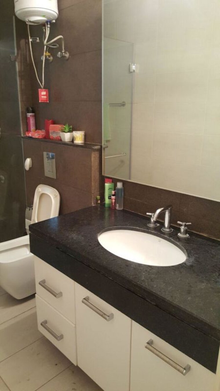 Bathroom, ireo-the-grand-arch 3 Bedroom 2896 Sq.Ft. Apartment In Sector 58 Gurgaon 10250547