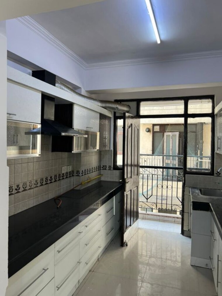 Kitchen, dda-platinum-heights 3 Bedroom 1800 Sq.Ft. Apartment In Sector 18 Dwarka Delhi 10250575