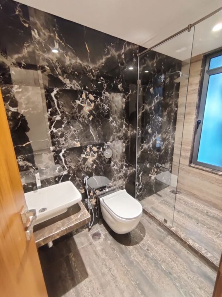 Bathroom, ekta-crest 3.5 Bedroom 1625 Sq.Ft. Apartment In Chembur Mumbai 10250509