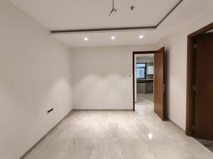 Bedroom in 3.5 BHK Apartment at Ekta Crest, Chembur – for Rent