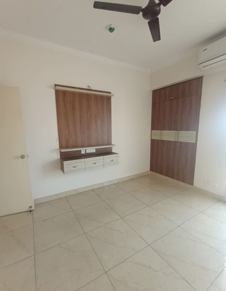 Room, saviour-green-arch 3 Bedroom 1530 Sq.Ft. Apartment In Tech Zone 4 Greater Noida Greater Noida 9577285