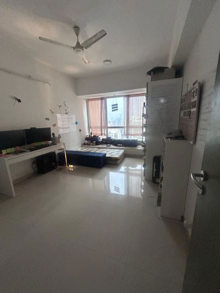 Living Room, oberoi-realty-woods 2.5 Bedroom 1250 Sq.Ft. Apartment In Goregaon East Mumbai 10250554