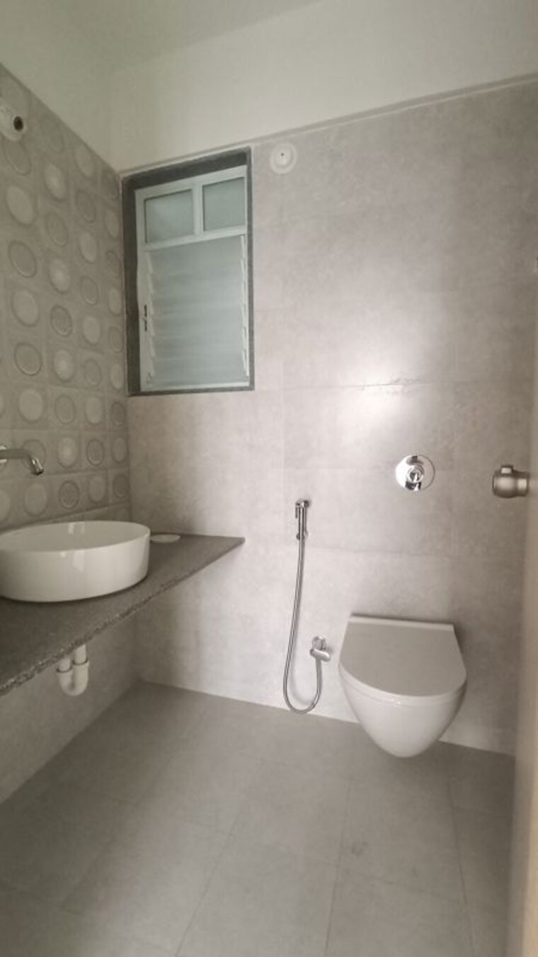 Bathroom, v-top-valonia 2 Bedroom 709 Sq.Ft. Apartment In Punawale Pune 10250590