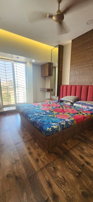 Bedroom in 2 BHK Apartment at Siddhi Highland Park Phase 2, Kapur Bawdi – for Rent