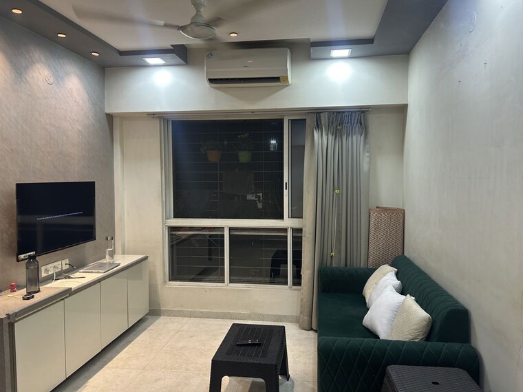 Living Room, lodha-amara 1 Bedroom 472 Sq.Ft. Apartment In Kolshet Road Thane 10250576