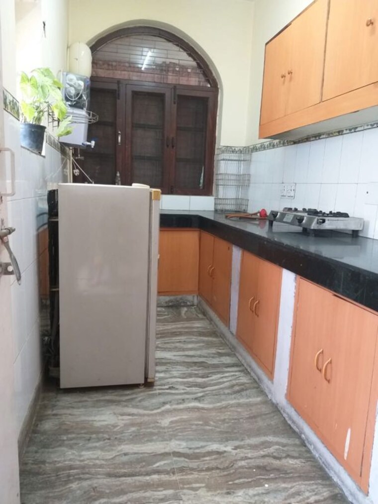 Kitchen, dlf phase i 1 Bedroom 1800 Sq.Ft. Builder Floor In Dlf Phase I Gurgaon 10250588
