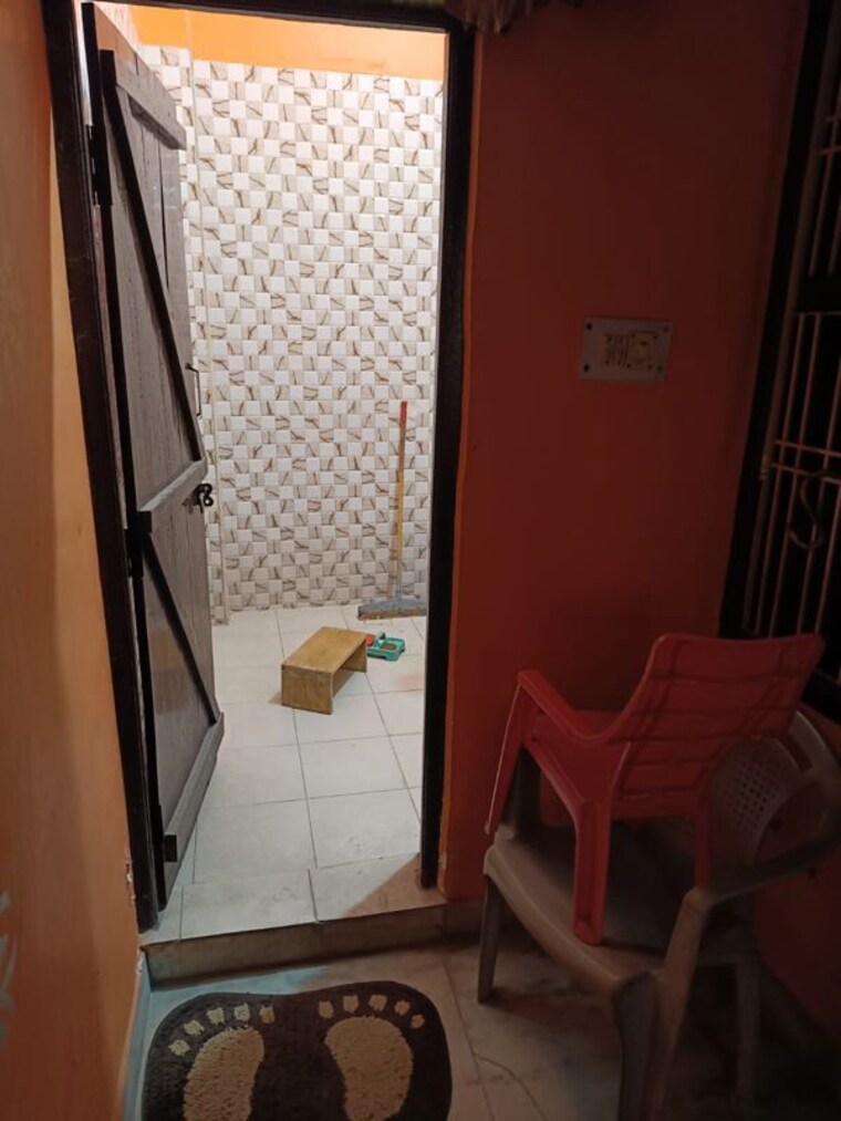 Bathroom, sector 3 2 Bedroom 1000 Sq.Ft. Builder Floor In Sector 3 Faridabad 10250580