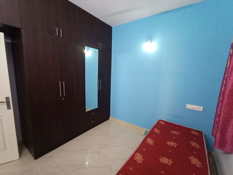 Room, gangothri-slv-meadows 3 Bedroom 1500 Sq.Ft. Apartment In Kudlu Gate Bangalore 10250569