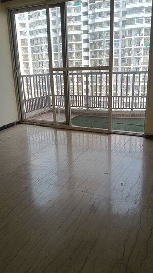 Room in 3 BHK Apartment at Dasnac The Jewel, Sector 75 – for Sale