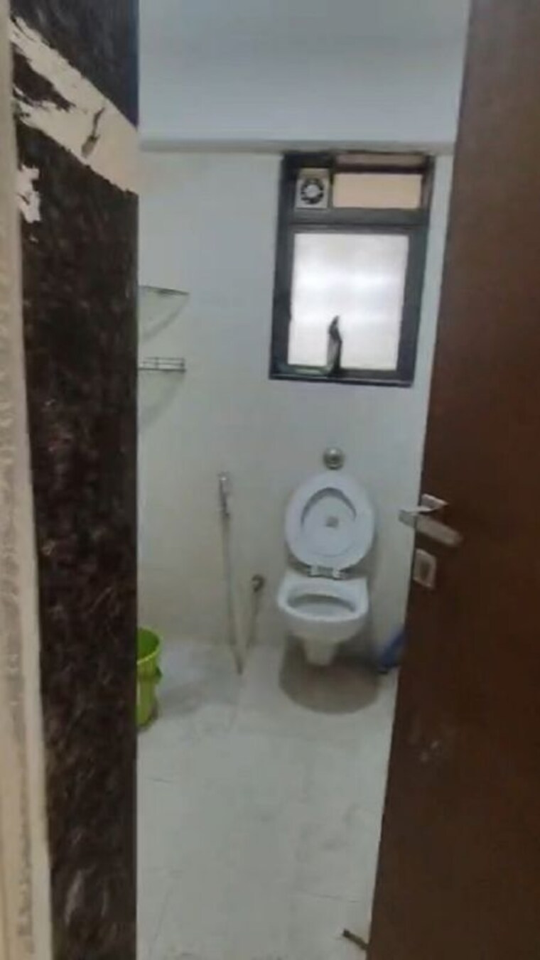 Bathroom, madeline-apartments 3 Bedroom 1560 Sq.Ft. Apartment In Chembur Mumbai 10250628